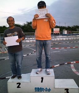 �~�j�X�|�[�c�N���X�a���C���E�g�b�v�R