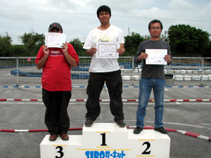 �^�~���N���X�`���C���E�g�b�v�R