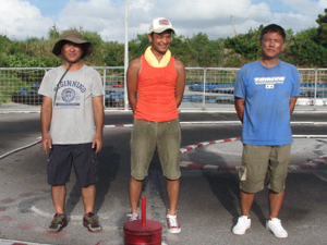 �f�o�c�[�����O�N���X�`���C���E�g�b�v�R