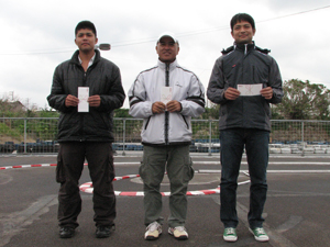 �G�L�X�p�[�g�N���X�`���C���E�g�b�v�R