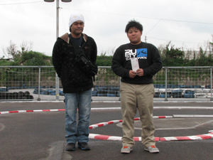 �G�L�X�p�[�g�N���X�b���C���E�g�b�v�R