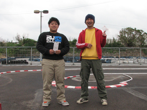 �~�j�X�|�[�c�N���X�E�g�b�v�R