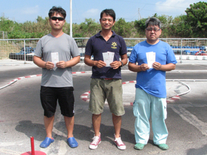 �^�~���N���X�`���C���E�g�b�v�R