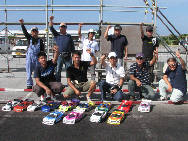 2013�f�o���[�X�ŏI��F�W���ʐ^