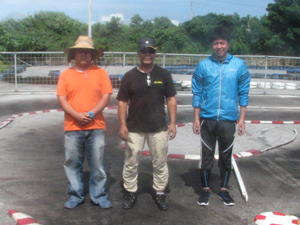 �G�L�X�p�[�g�N���X�a���C���E�g�b�v�R