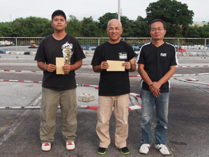 �G�L�X�p�[�g�N���X�`���C���E�g�b�v�R