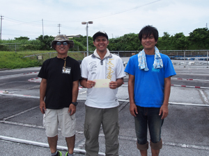 �G�L�X�p�[�g�N���X�`���C���E�g�b�v�R