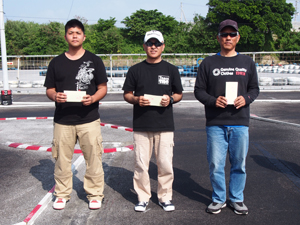 �G�L�X�p�[�g�N���X�`���C���E�g�b�v�R