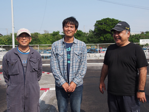 �G�L�X�p�[�g�N���X�b���C���E�g�b�v�R