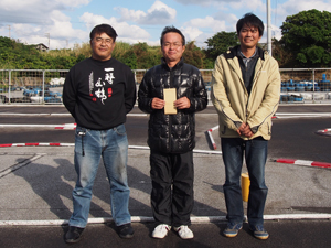 �^�~���N���X�`���C���E�g�b�v�R