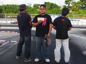 �^�~���N���X�a���C���E�g�b�v�R