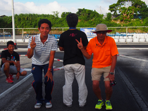 �^�~���N���X�b���C���E�g�b�v�R