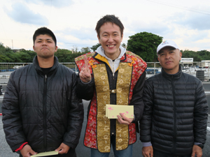 �^�~���N���X�`���C���E�g�b�v�R