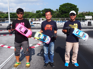 �G�L�X�p�[�g�N���X�`���C���E�g�b�v�R