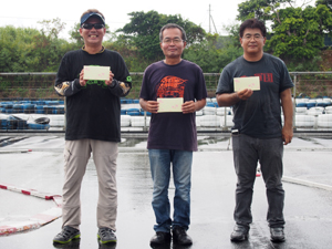 �^�~���N���X�`���C���E�g�b�v�R