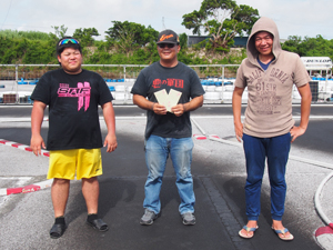 �s�f�P�O�N���X�`���C���E�g�b�v�R