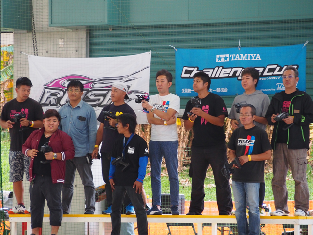 �^�~�`����in�R�U