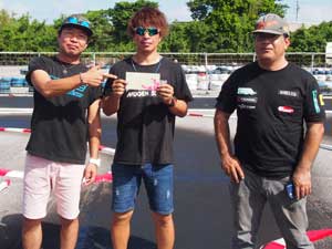 �I�[�v���N���X�a���C���E�g�b�v�R