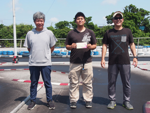 �j�N���X�`���C���E�g�b�v�R