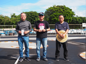 �X�|�[�c�N���XA���C���E�g�b�v�R