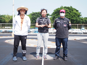 �X�|�[�c�N���XB���C���E�g�b�v�R