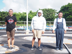 �X�|�[�c�N���XB���C���E�g�b�v�R