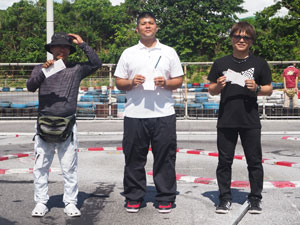 �P�Q�N���X�`���C���E�g�b�v�R