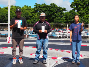 �^�~���N���X�`���C���E�g�b�v�R