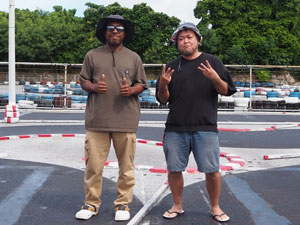 �^�~���N���X�a���C���E�g�b�v�R