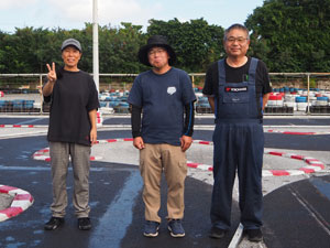 �s�b�Q�N���X�a���C���E�g�b�v�R