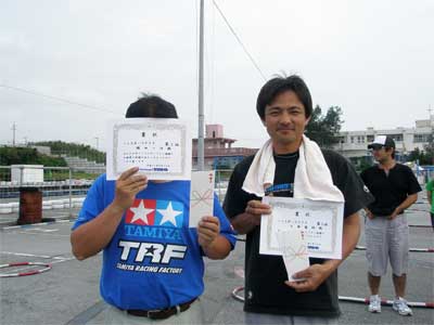 �l�E�g�b�v�R